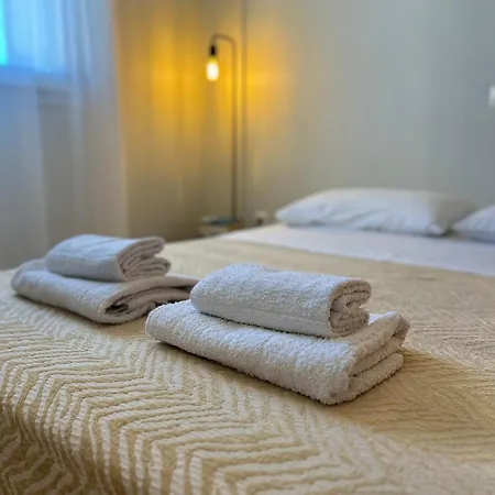 公寓 Elli Cozy House